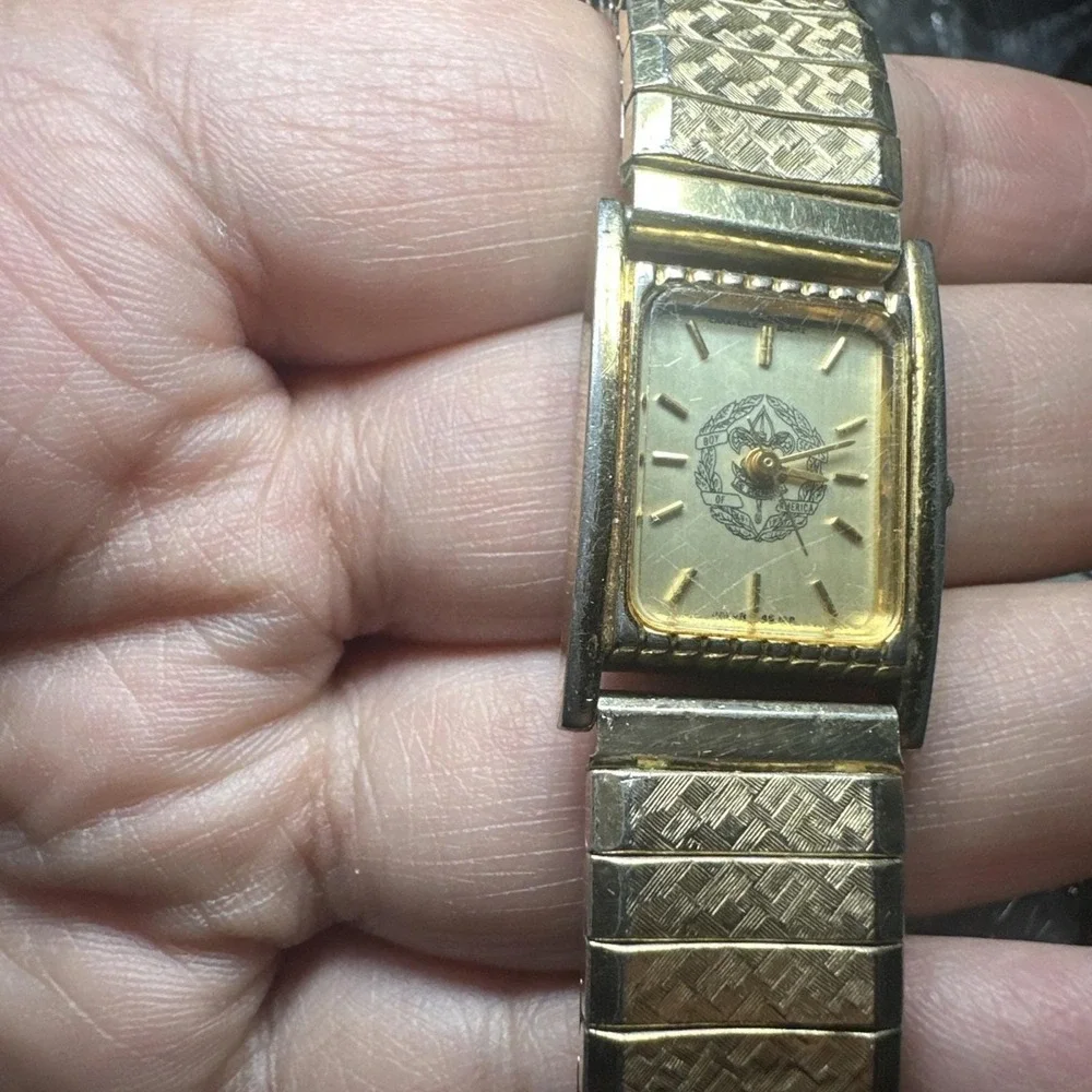 Works VTG Caravelle Chief Scout Executive's Ladies Watch Gold Tone 19mm Fit 6.75